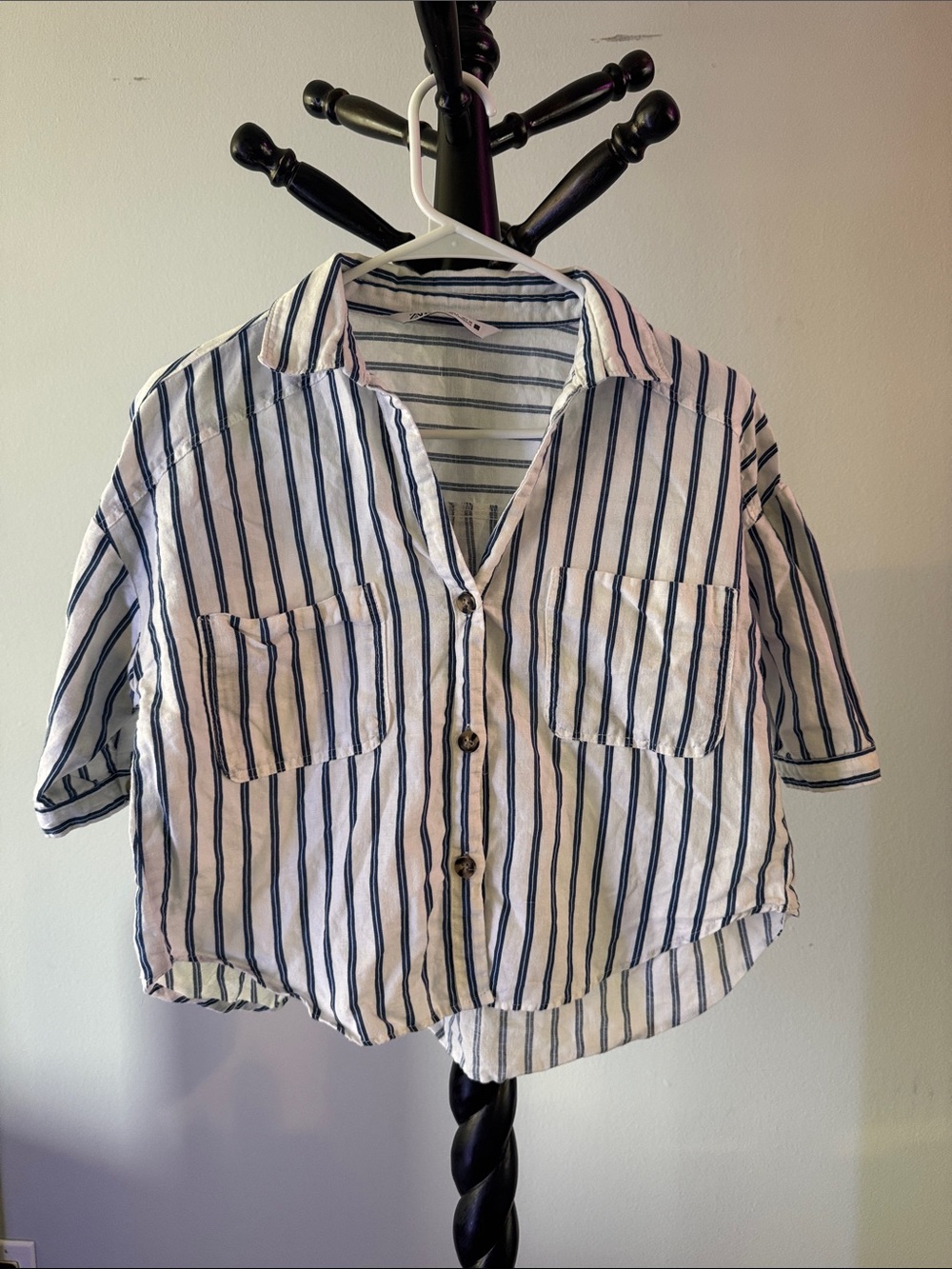 Zara boxy White and Navy Striped Button-Front Shirt